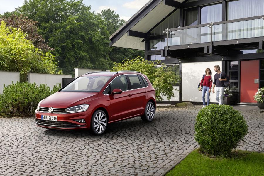  Volkswagen Golf Sportsvan TSI 2017 года  (WW) (фото 11 из 40)